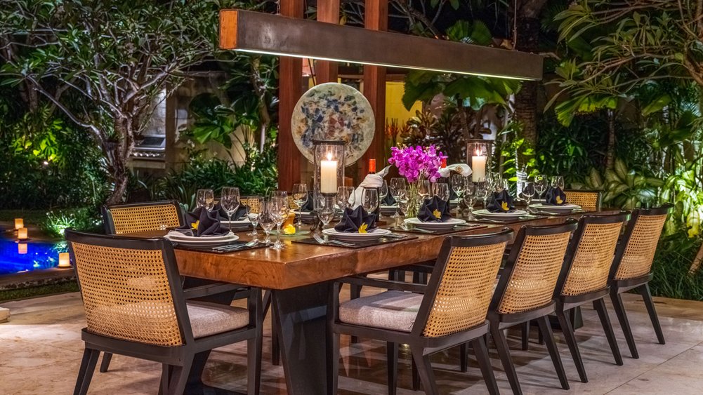 Villa Windu Sari - Grand dining pavilion